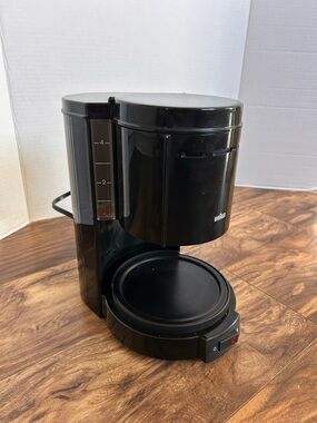 Braun Aeromaster 4 Cup Coffee Maker Black Model 3075
